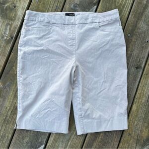 Renuar bermuda shorts SIZE 12 Khaki Stretch Rayon Spandex